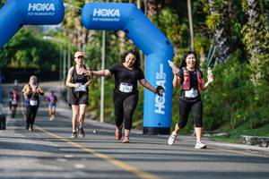 BIB: 3136
                            <button type="button" onclick="openModal(22578151)" class="btn btn-primary btn-sm float-right btn-popup" data-toggle="modal" data-target=".modal-high-quality">
                        <i class="fas fa-shopping-cart"></i> Add to Cart
                    </button>
                                            <button type="button" onclick="isThisMe(22578151, true)" class="btn btn-success btn-sm float-right btn-popup btn-isme hidden" data-toggle="tooltip" data-placement="bottom" title="นี่คือรูปของคุณใช่ไหม คลิกที่นี่เพื่อเอาเข้าอัลบั้ม">
                        <i class="fas fa-plus"></i> Add to album
                    </button>
                    <button type="button" onclick="isThisMe(22578151, false)" class="btn btn-warning btn-sm float-right btn-popup btn-isnotme hidden">
                        <i class="fas fa-ban"></i> Remove from album
                    </button>